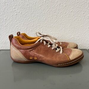 Women's ECCO Brown Leather Fashion Sneakers Size 40 / 9-9.5 Comfort Shoes Flat